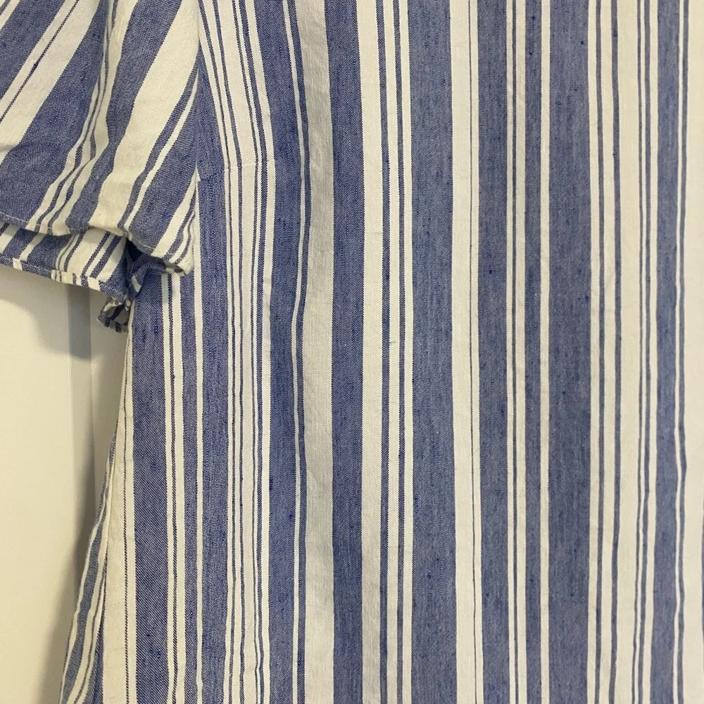 CAbi 5343 Wing Top Blue White Striped Linen Blend Blouse Crop Keyhole Size Small - Picture 8 of 10